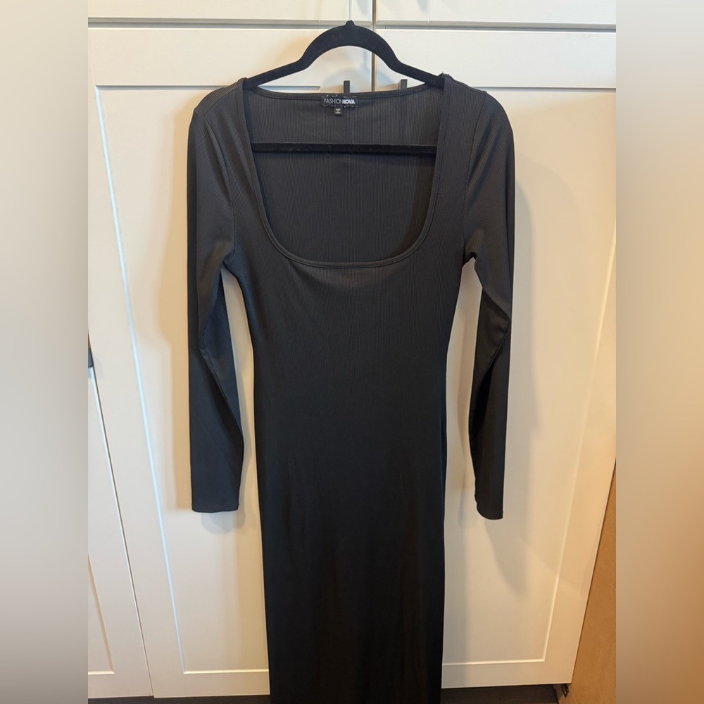 Square Neck Long Sleeve Black Bodycon Dress - Picture 3 of 4